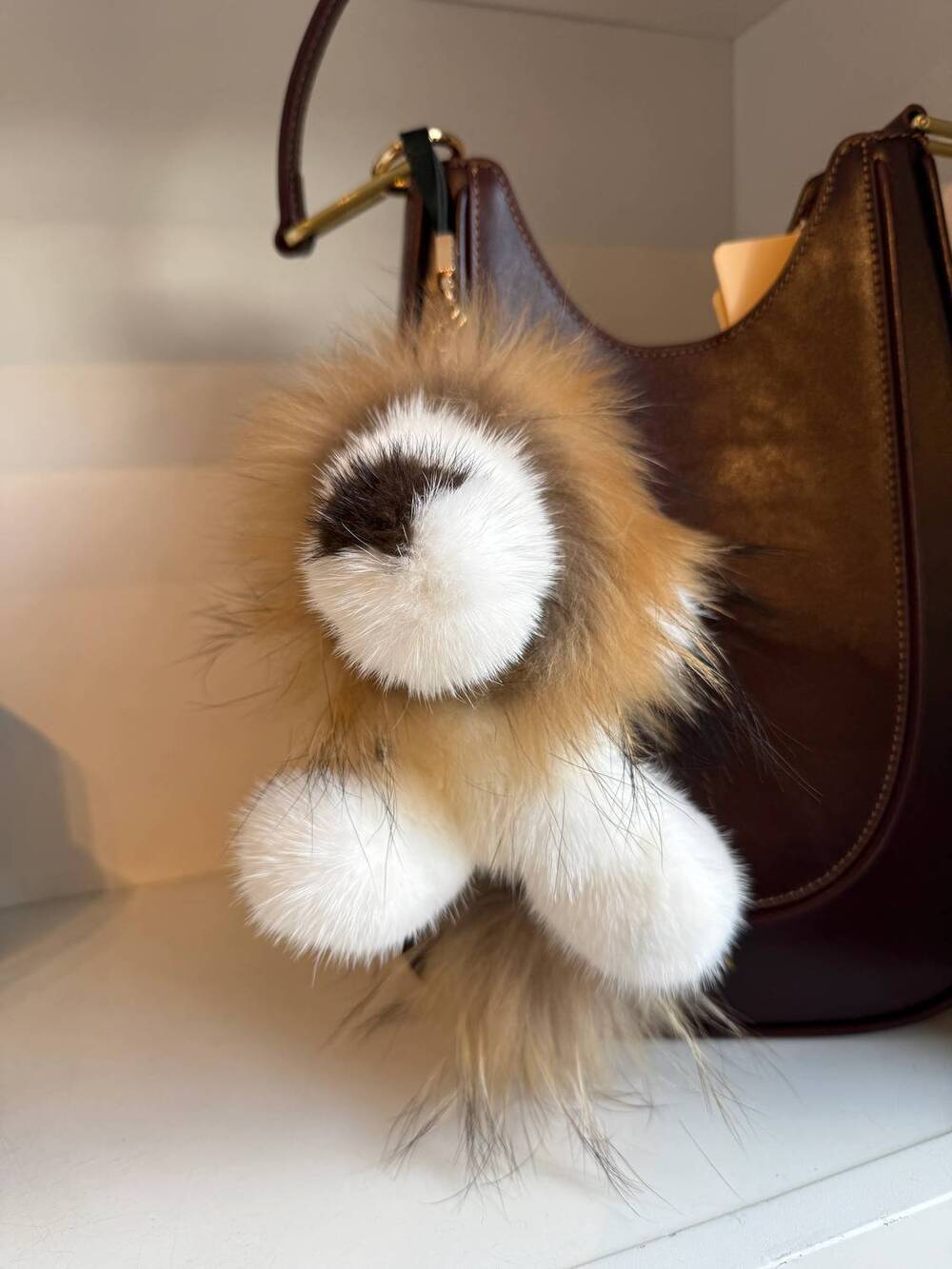 NEW LINDA RICHARDS women's the lion bag charm in camel